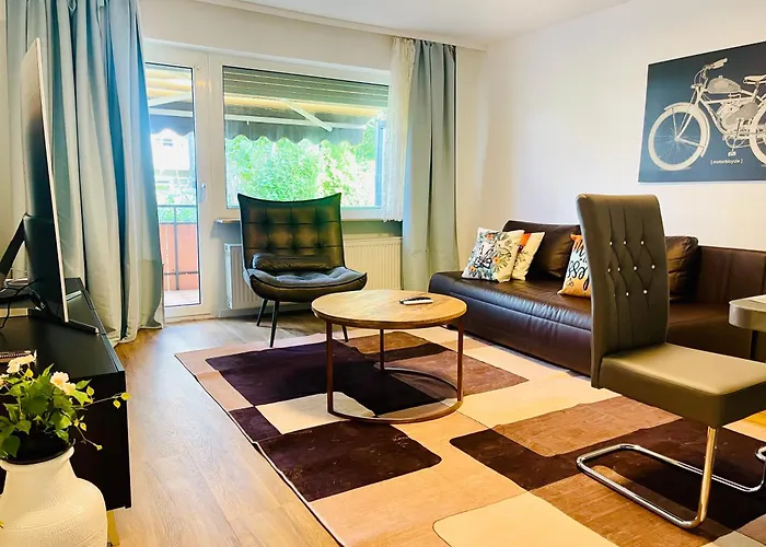 Gracehomes - Garage, Free Coffee, Airport, Messe, Stuttgart, Wifi Up To 6 Guests