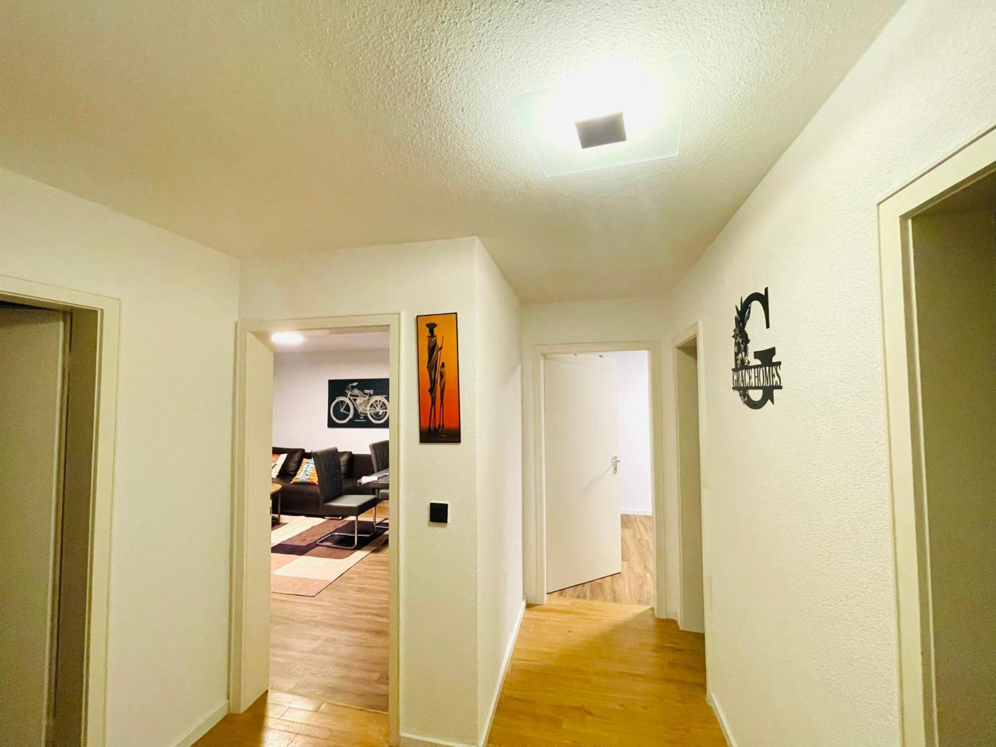 Apartment Gracehomes - Garage, Free Coffee, Airport, Messe, Stuttgart, Wifi Up To 6 Guests Leinfelden-Echterdingen
