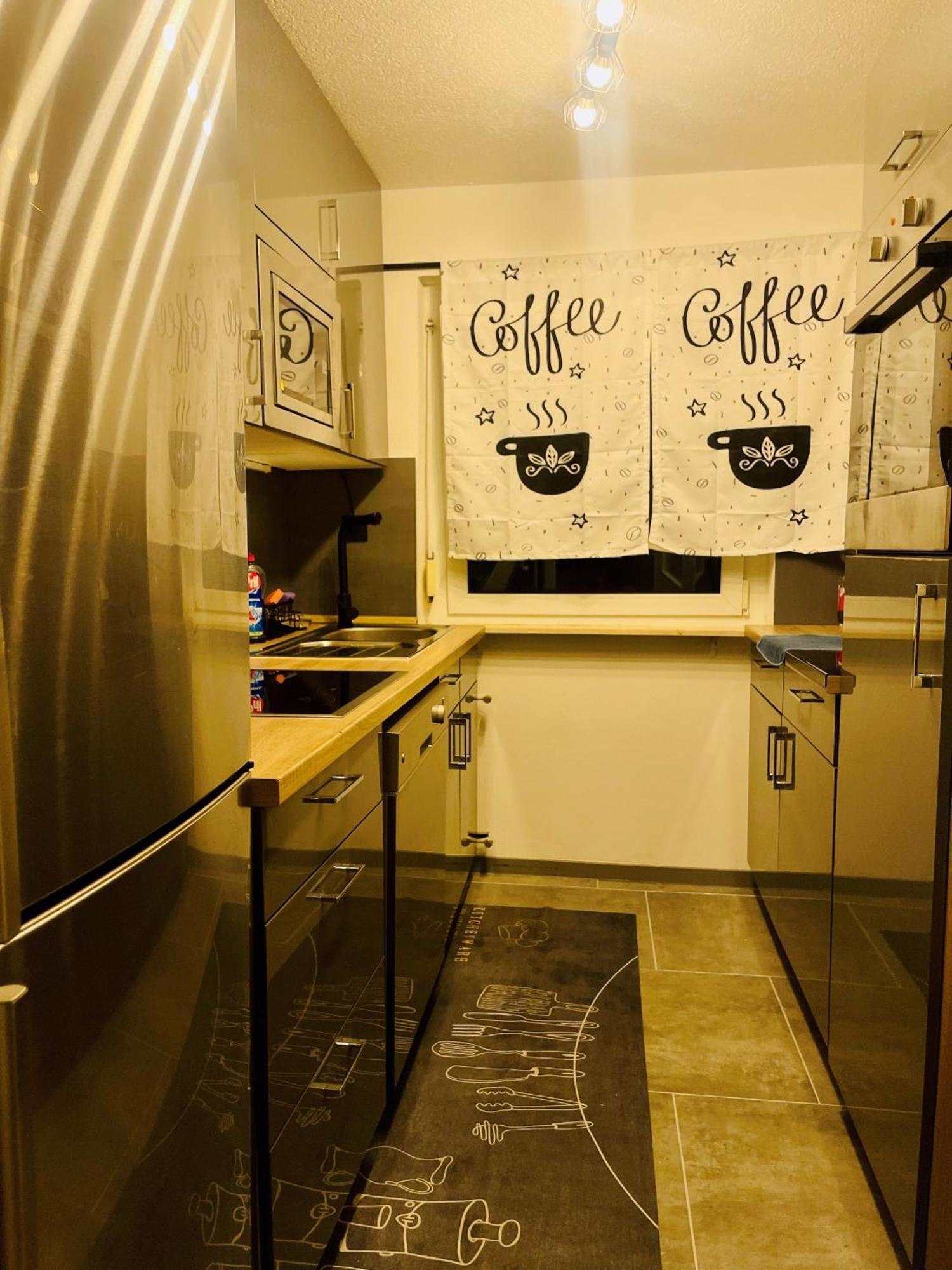 Gracehomes - Garage, Free Coffee, Airport, Messe, Stuttgart, Wifi Up To 6 Guests * Leinfelden-Echterdingen