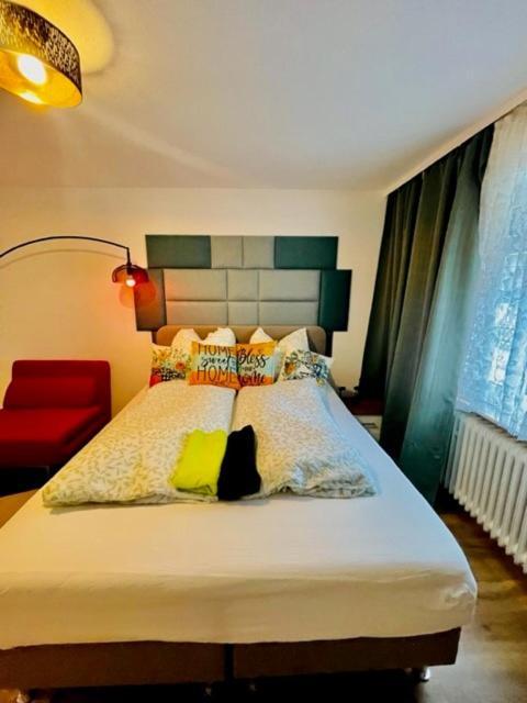 Gracehomes - Garage, Free Coffee, Airport, Messe, Stuttgart, Wifi Up To 6 Guests * Leinfelden-Echterdingen